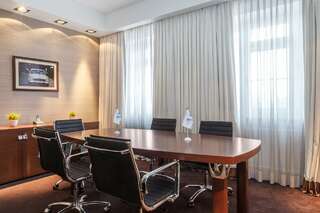 Гостиница Волна Нижний Новгород 2-комнатный номер люкс комфорт с 1 двуспальной кроватью-5